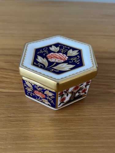 Royal crown derby imari - royal,
