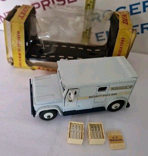 Dinky toys 275 brinks armoured - toys,