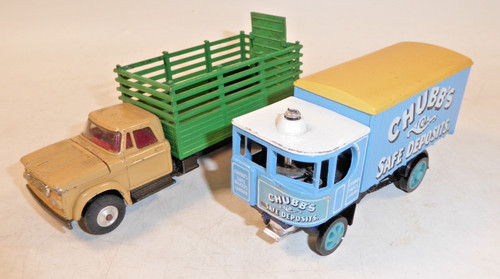 Vehicles corgi toys - 2,