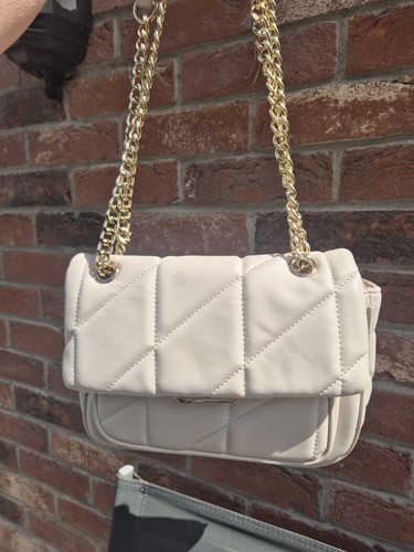 Quilted ecru padded gold chain - ecru,