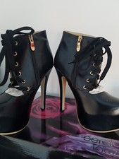 sergio todzi shoes Heels Size