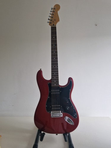 Guitar fender stratocaster - fender,
