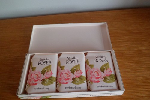 Yardley roses 75g perfumed - roses,