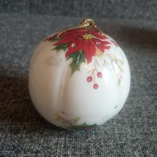 Royal Albert Poinsettia Round