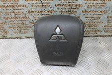 BFD088110 2021 MITSUBISHI L200