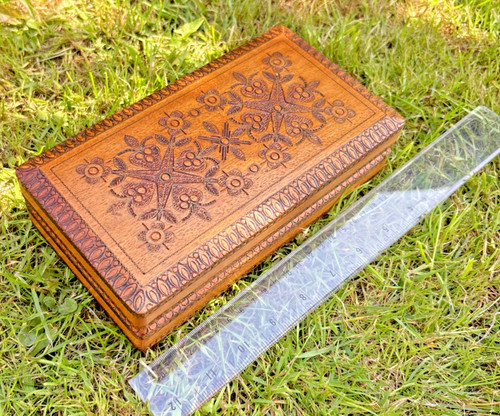 Vintage antique hand carved - antique,