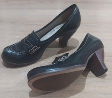 Clarks Womens Vintage Style Court Shoes, Mid Heel Size 3. Dark Brown. VGC