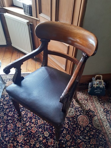 Mahogony walnut desk chair - /walnut,
