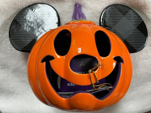 Disney halloween pumpkin - disney,