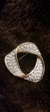 Vintage M&S Golden tone Brooch