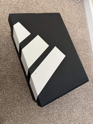 Adidas empty shoe - box, size