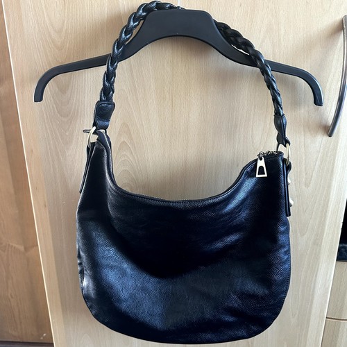 Y2k style black metallic - y2k,