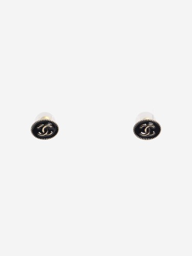 Chanel black and gold - chanel,