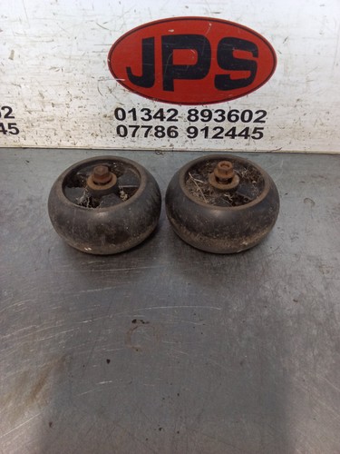 Pair plastic deck wheels x - plastic,