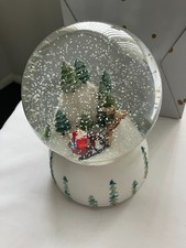 Musical wind up Glass & Resin