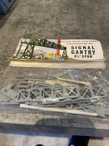 Airfix new gauge signal - airfix, oo