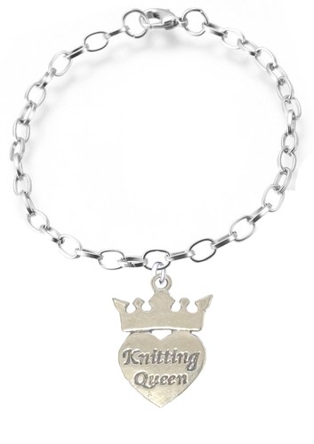 Ch73 knitting queen - knitting, silver