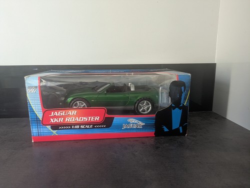 James bond 007 - bond, jaguar