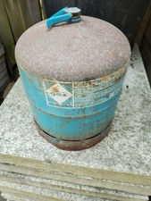 907 CAMPING GAZ BOTTLE  With Some Gas in it.