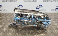 RIGHT HEADLAMP TOYOTA COROLLA
