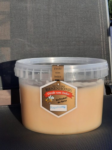 Rapeseed honey from - honey,