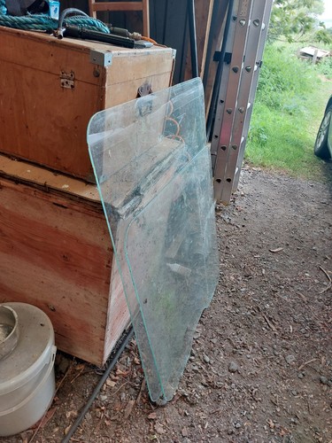 Two tractor windscreens i - two,