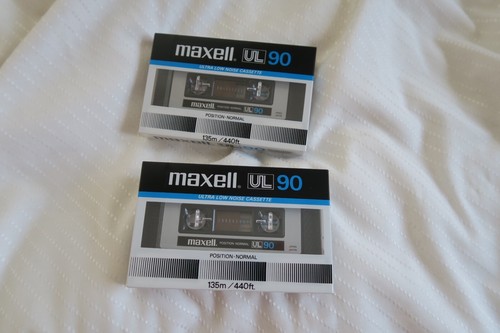 Brand new maxell 90 - 2x,