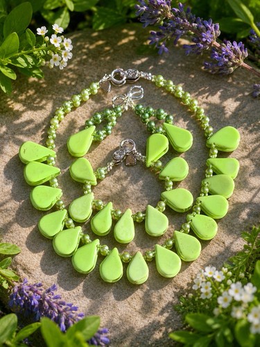 Natural lemon chrysoprase - lemon,