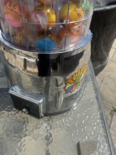 Tubz toys vending machine - /toys,