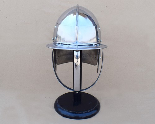 Harquebusier cavalry helmet - harquebusier,