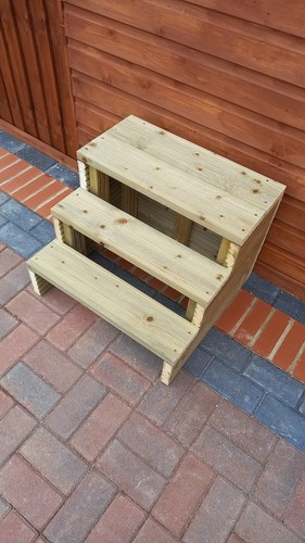 Horse mounting block step - block,