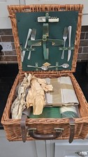 Vintage Amberley Wicker Picnic