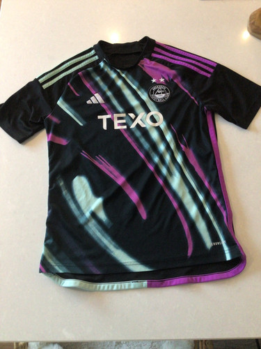 Aberdeen away football shirt - aberdeen,