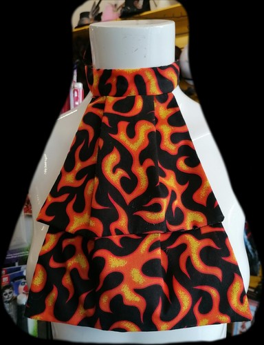 Flame print jabot - print, neck