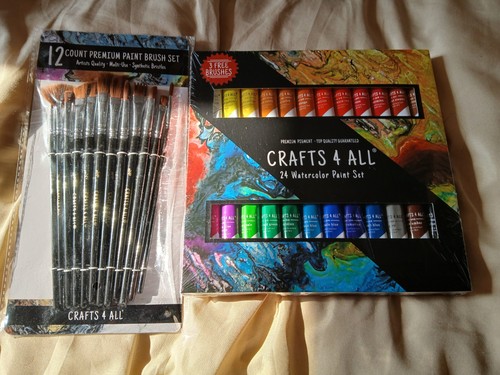 Watercolour paints 12 - +,
