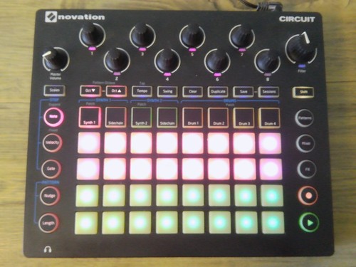 Novation circuit grid based - novation,