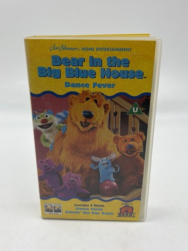 Bear the big blue house - in,