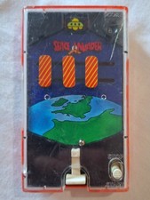 TOMY POCKETEERS POCKET GAME -