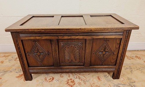 Vintage mid century - solid, oak