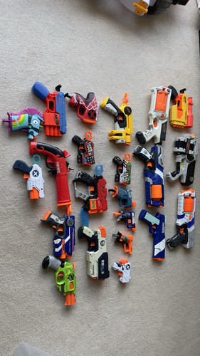 Job lot small - job, guns