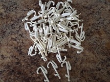 WHITE PLASTIC CURTAIN RAIL SLIDING/GLIDER HOOKS-PACK OF 60-£5.00