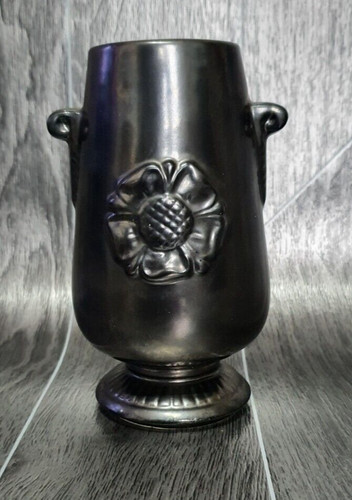 Tudor rose goblet vase - rose,