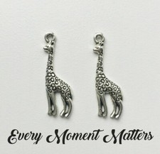 10 x Tibetan Silver GIRAFFE ANIMAL 29x9mm Charms Pendant Bead