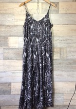 TU Black/White Tropical Print