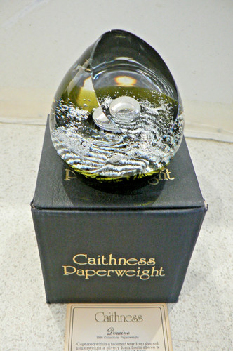 Caithness paperweight 1986 - paperweight,