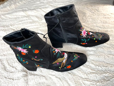 Primark Black Oriental Style Satin Embroidered Mid Heel Ankle Boots UK 7 New