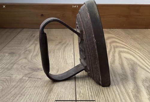 Antique flat iron metal 1800s - flat,