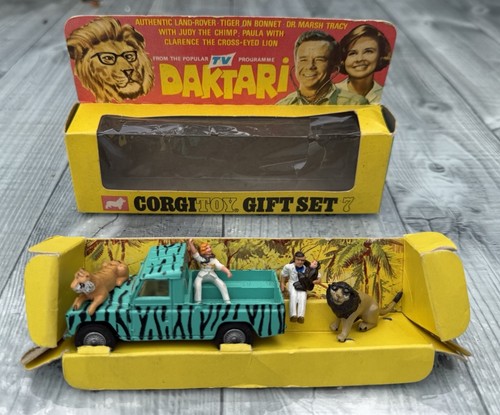 Corgi daktari gift set - daktari,