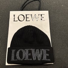 LOEWE beanie in wool with Embroidered Logo 