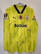 Galatasaray Puma Goalkeeper Jersey 2023/24 – Signed by Muslera & Team – Rare